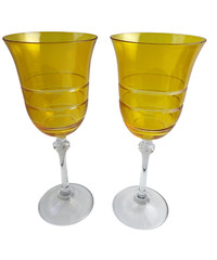 Set Of Two Wine Cocktail Wine Glasses Yellow Tall Stem Etched Groves 8.25 in
