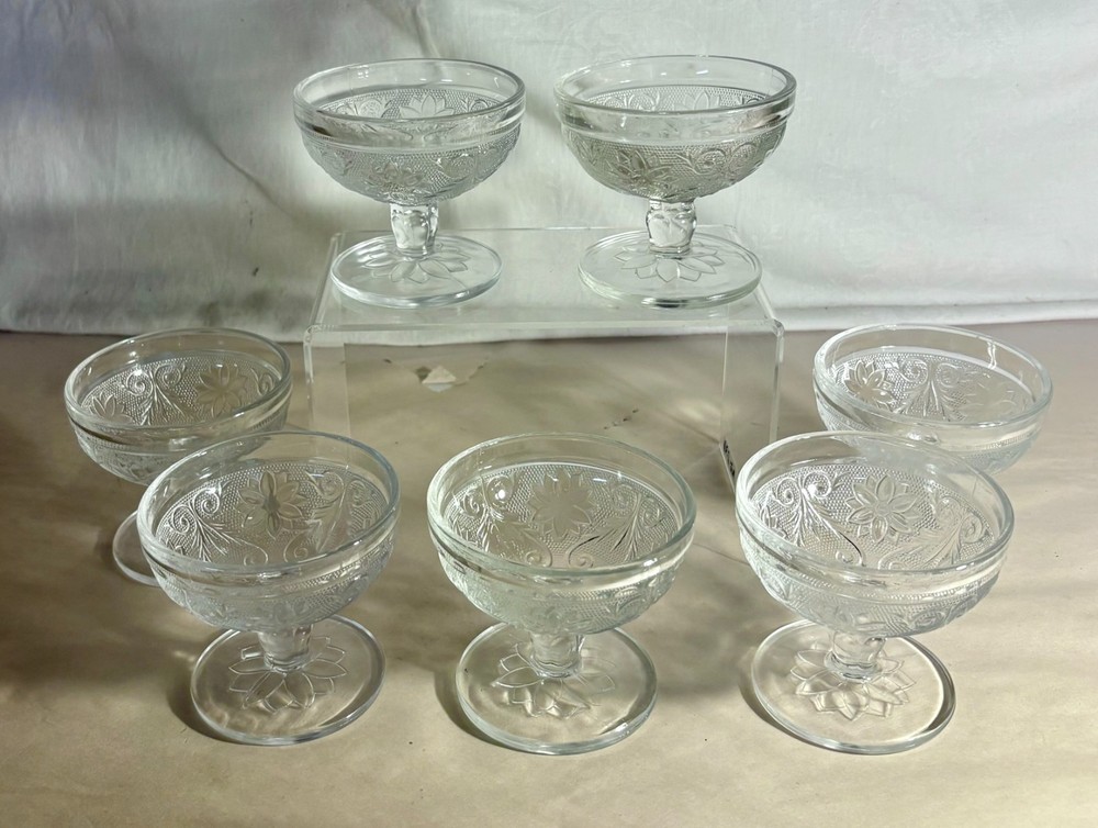 7 Indiana Crystal Sandwich 3 1/4″ Knob Stem Sherbets