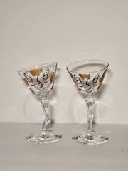 Set of 2 Vintage 1950s Gay Fad Beau Brummell Tipsy Cocktail Martini Glasses