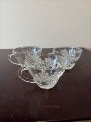 VTG ANCHOR HOCKING GRAPE MOTIF REPLACEMENT PUNCH CUPS SET OF 3