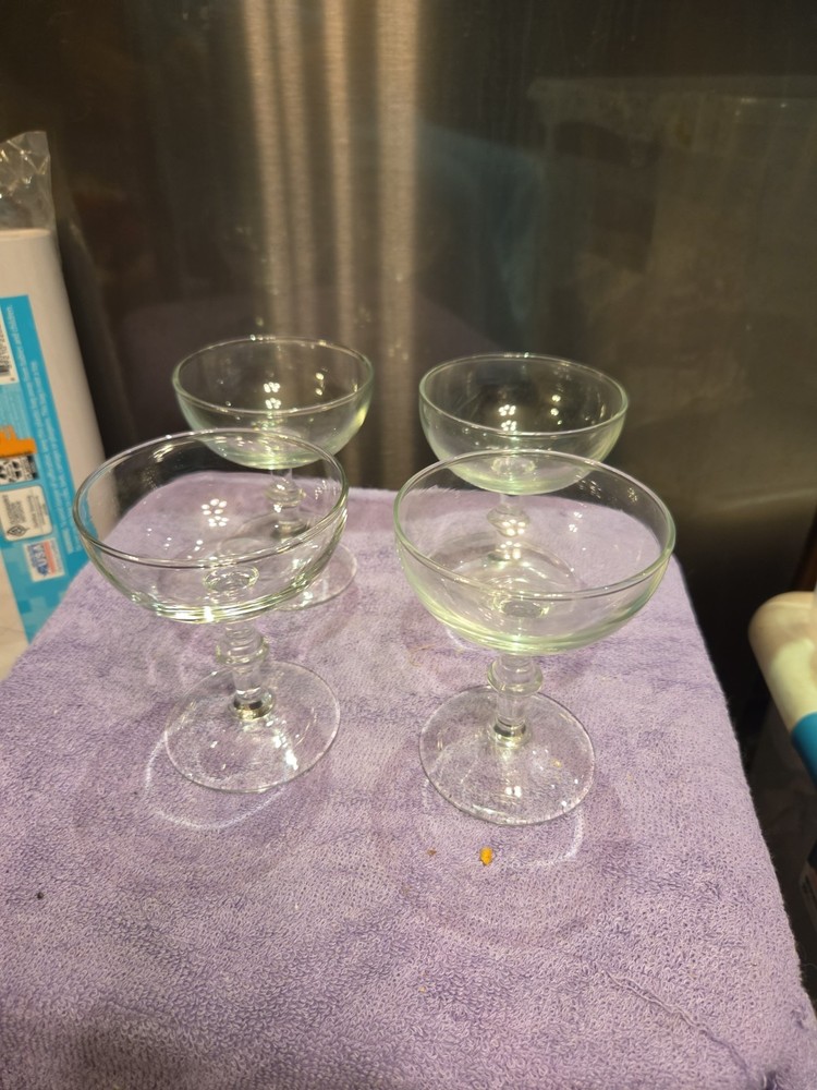 4 LIBBEY GLASS GEORGIAN CHAMPAGNE / TALL SHERBET CLEAR GLASSes