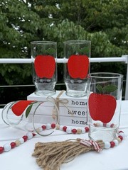 4 Vintage 1960s Red Textured Apple Glass 6” Tumblers + Aladdin Tea Jar Dispenser