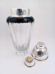 Faberge Grand Duke Martini Set in Black – elegant fine cut crystal set
