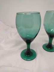 Libbey Glass Co 7″ Dark Green Jupiter Glasses Set Of 2 1970s Vintage Good