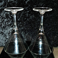Vintage Pair of Zwiesel Glas 6 5/8″ Crystal Martini Glasses Stamped Pre-Owned