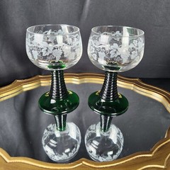 French Luminarc Emerald Green Beehive Stem Grape Etched VCA Wine Glass, Set Of 2