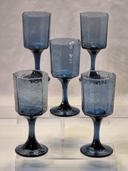 Libbey Facets Dusky Cobalt Blue Wine Glasses 6oz 6.25″ Set of 4 + Free Spare