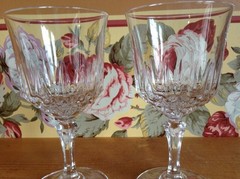 2 Cristal D’Arques crystal 4 oz wine sherry beverage glasses