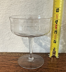 Vintage Delicate Stemmed Coupe Champagne Pedestal Glasses – Set of 3