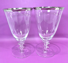 Vintage MCM Elegant Water Glasses Pressed Leaf Stem Platinum Band 6.5″ Set of 2