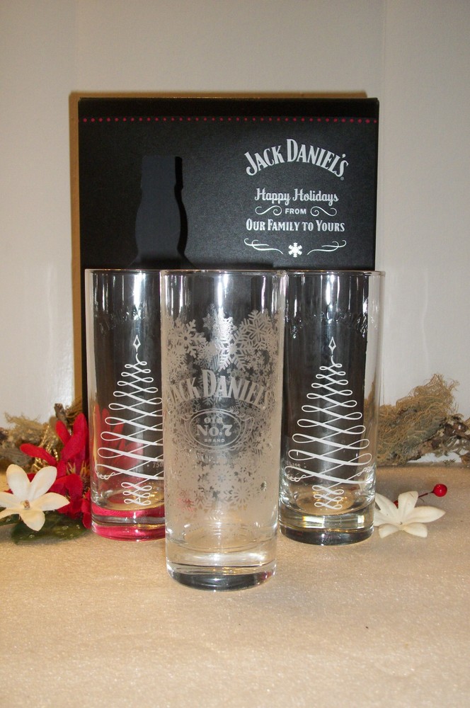 3 NEW JACK DANIELS Tall Glasses 2 Christmas Trees & 1 Old No. 7 Etched 6 1/8″ T