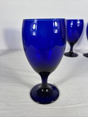 Set of 4 Libbey Cobalt Blue Water Goblets 7.25” Vintage Glass USA Stemware