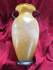 FLAWLESS Exquisite DESIGN GUILD Yellow ROMANIAN Bronze Footed Handles VASE URN