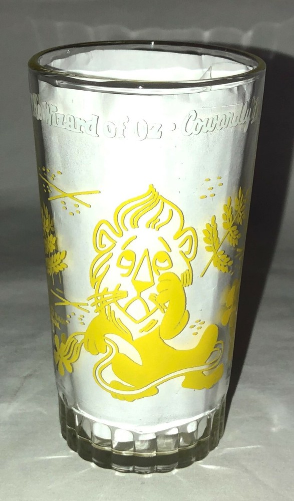 COWARDLY LION* WIZARD OF OZ* 5″ WATER GLASS* Ribbed Bottom*