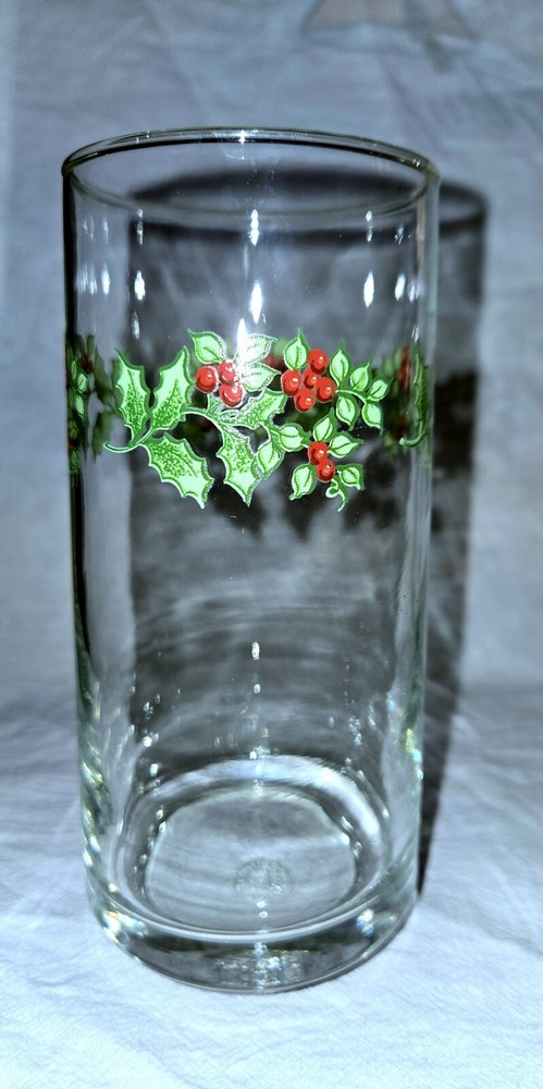 Gibson Designs CHRISTMAS CHARM DELIGHT Tumbler Glass 12 Oz