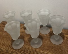 VTG 1970’S CARLTON GLASS CO. FROSTED GLASS TULIP ICE CREAM SUNDAE GLASSES (6).