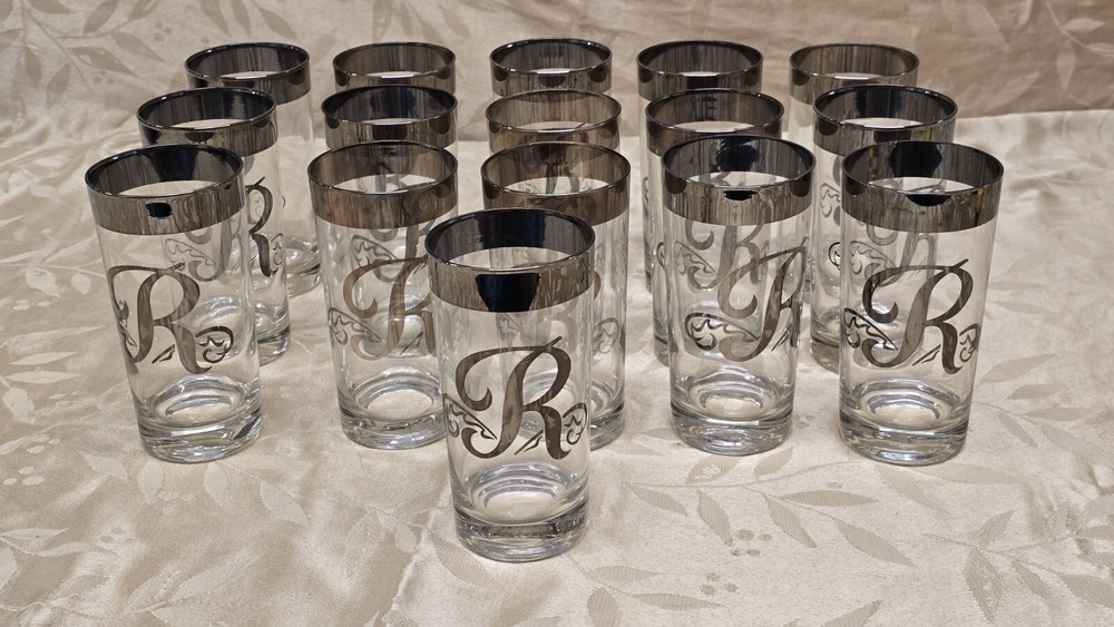 Set Of 16 Vintage Dorothy Thorpe Silver Rim Highball Glasses Scroll R Monogram