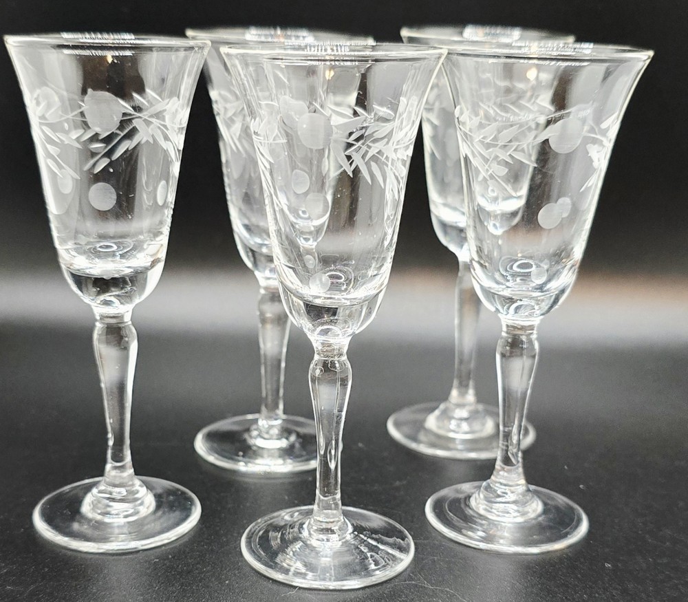 Vtg Etched Crystal Cordial Glasses, Mid-Century Berry and Leaf Pattern, Set of 5