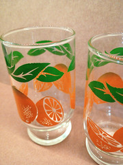Set of 2 Vintage Anchor Hocking 1987 Orange Juice Glasses 6 Ounce