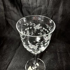 4 VTG Colony (?) Wine Glasses Goblets Floral Etched Lead Free Clear Cut Flaw