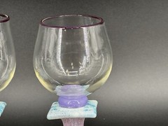 (2) Vtg 1980s Pink Blue Speckled Column Wine Glasses Melanie Guernsey-Leppla