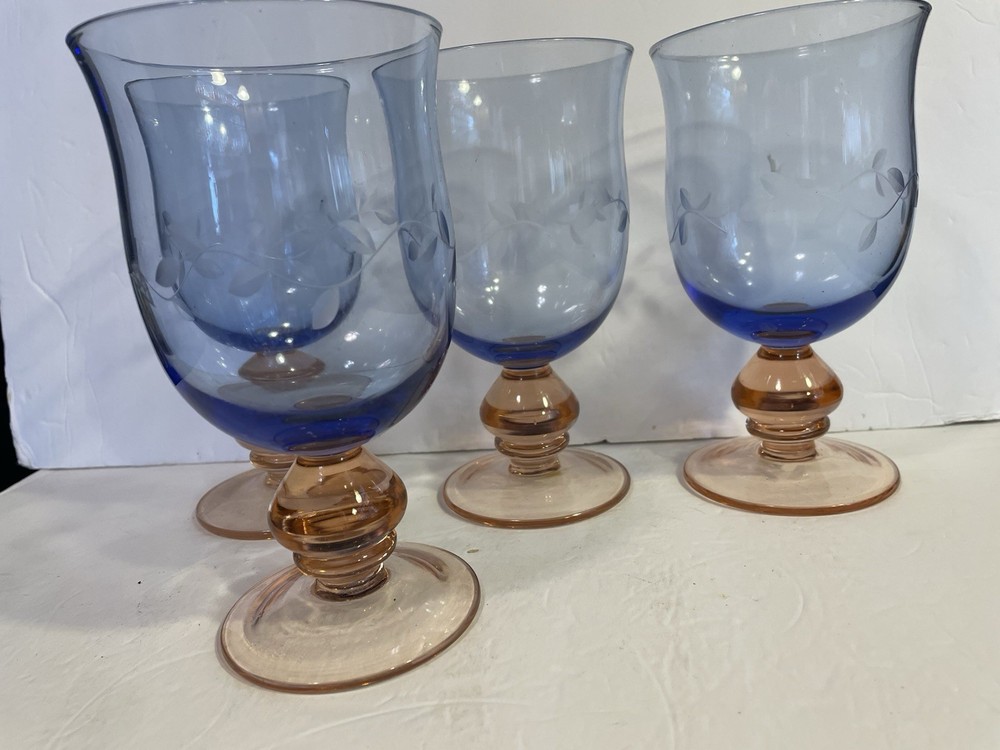 Footed Blue/Pink Etched Leaf Water Glasses/Goblets – Set of 4 – MINT