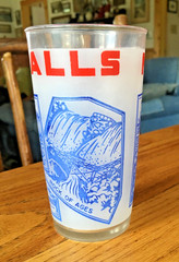 Vintage Souvenir NIAGARA FALLS Glass Iconic Images HAZEL ATLAS ~ Excellent!