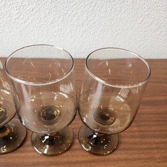 4 Tawny Accentby LIBBEY GLASS COMPANY Footed Wine Smoke 6″