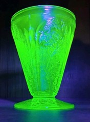Jeannette Cherry Blossom Depression Green 4 ½” Tumbler Uranium Read