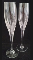 Pair Mikasa Crystal Flame D’amore Champagne Flute Glasses 10-3/4″H