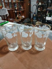 3 vintage Libbey MCM «Ivy Bower» Frosted Grape Leaf glasses with gold trim