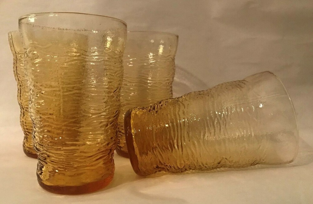 Fostoria Glass Company ~ Set of 4 «Congo» ~ 5-1/8″ Amber GlassTumblers ~ Mint