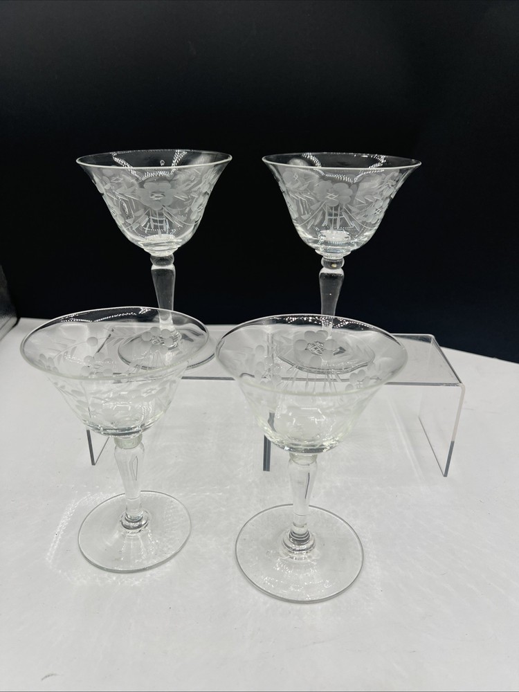 Cordial Goblets Vintage Etched Cocktail Glasses 4 Glasses Flowers And Stems