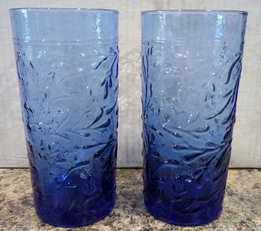 Beautiful Cobalt Blue ~ Libbey Garden Vine Set Of 2 Tumblers 6.25”