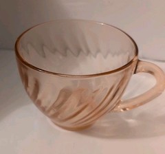 Vintage Arcoroc France Glassware Rosaline Pink Swirl Tea Coffee Cup And Saucer