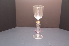 CHUCK VANNATTA HAND BLOWN ORNATE ART GLASS WINE GLASS / WATER GOBLET 10″ SIGNED
