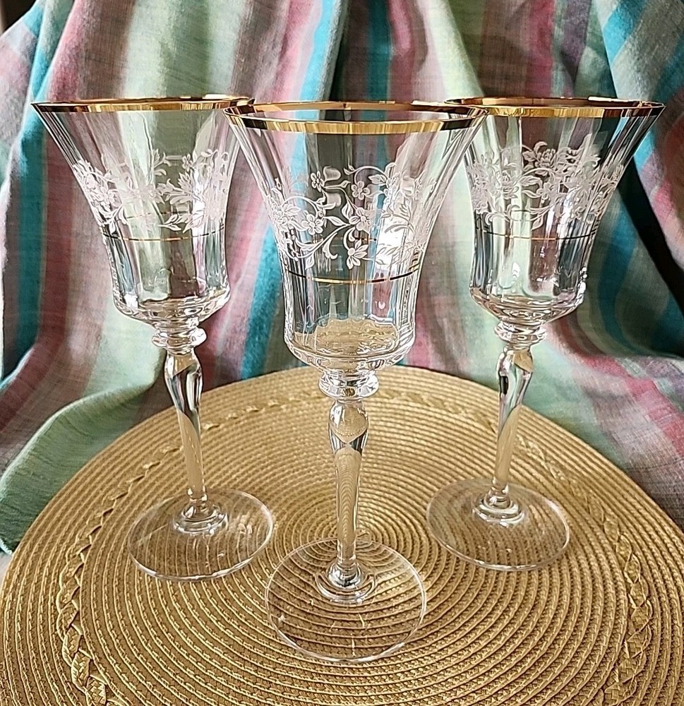 3 Mikasa 9″T Antique White Lace Middle Floral Crystal Water Goblets Gold Trim