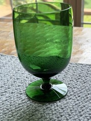 Set Of 6 Emerald Green Hand Blown Pedestal Water Goblets Made By Jude Co. MCM