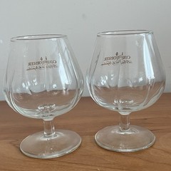 Set Of 2 Courvoisier Cognac Gold Emblem Ribbed Footed Brandy Snifter Glass
