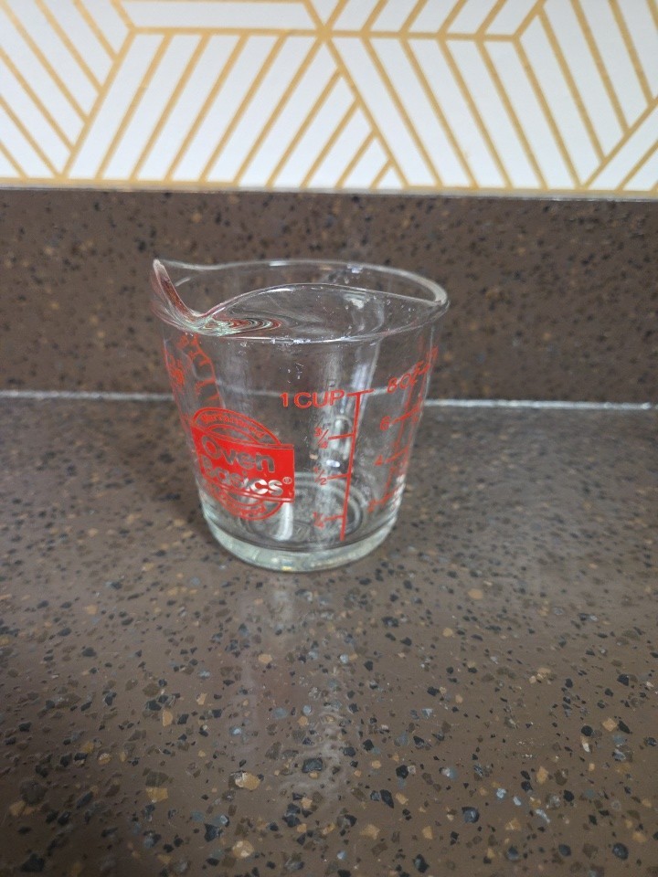 Vintage ANCHOR HOCKING OVEN BASICS 1 CUP GLASS MEASURING CUP