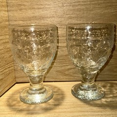 2 Willow House Tuscan Water Glasses Goblets 16 oz Hammered Floral Clear Stemmed