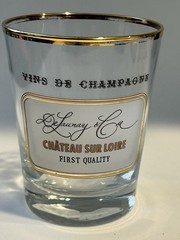 VINS DE CHAMPAGNE DE LAUNAY & CIE CHATEAU SUR LOIRE FIRST QUALITY BAR GLASS