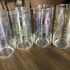Set Of 4 VTG Flower Etched Tumblers Clear With A Hue Of Color 6” T 2.5” W
