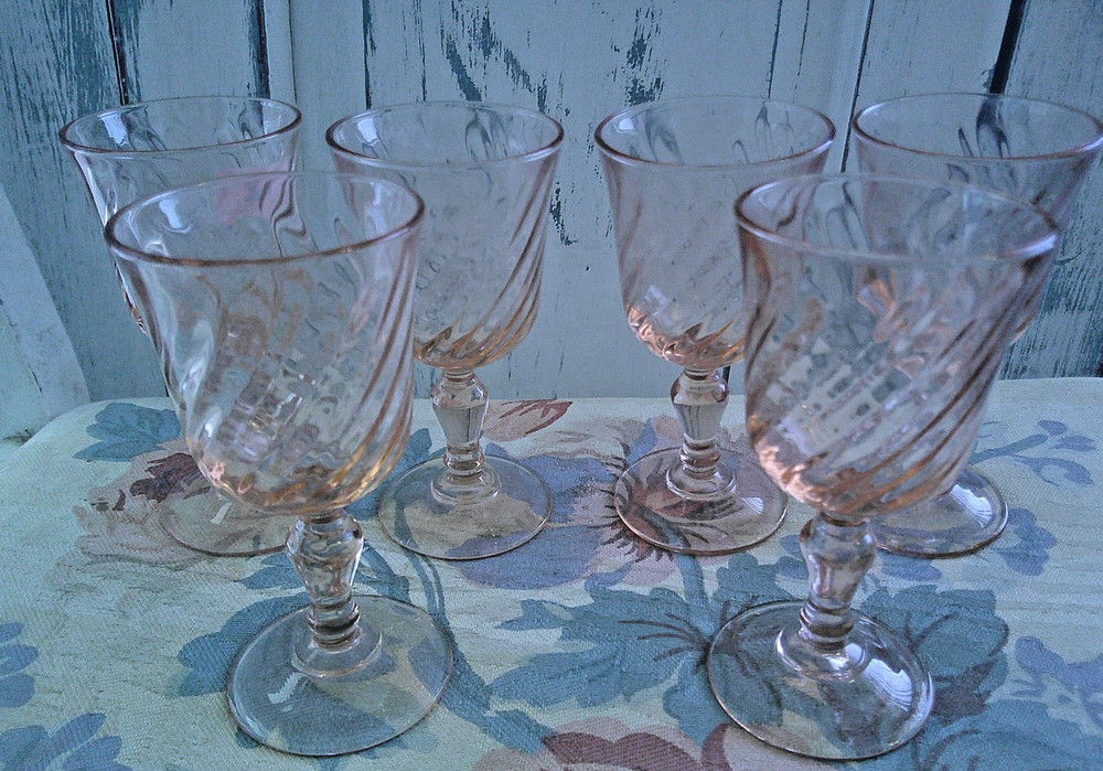 6 LUMINARC ARCOROC ROSALINE PINK SWIRL 3 7/8″ SHERRY CORDIAL GLASS GOBLETS