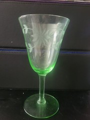 Green Depression Uranium Glass Cut Floral & Band #UNK458G Set of 6