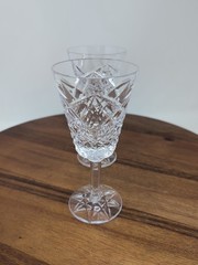 Pair Of Rosses CRYSTAL TYRONE Cut 6.5″ Tall White WINE GLASS Star Base