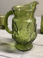 VTG 64 oz Anchor Hocking Avocado Green Rainflower Pitcher 3 Mismatched Glasses