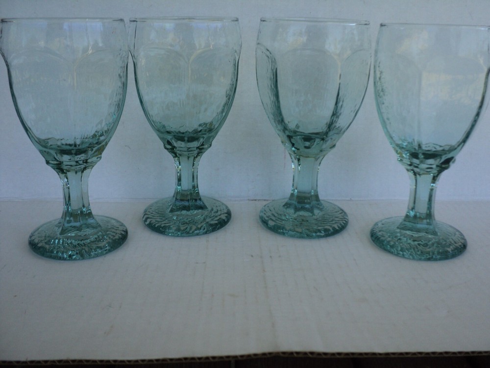 4 Libbey Chivalry Goblet Water Iced Tea Green Paneled Glass 6 1/2″ Textured. EUC
