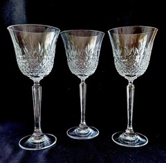 Set of Three (3) Mikasa Crystal Clear CHATSWORTH 8-3/8″ Water Goblets Red Wine