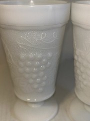 Vintage Milk Glass Footed Drinking Glasses/Parfait Dessert Cups Set Of 2 🥛🐄